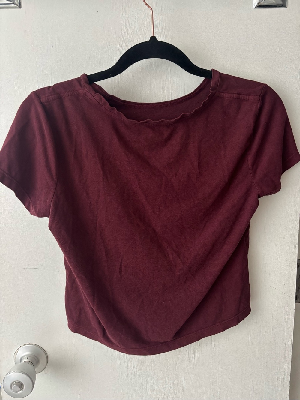 Me to We Burgundy Cropped Scallop Neck Tee